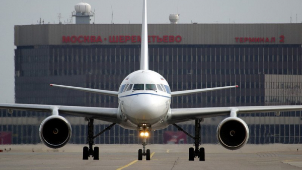 Аэропорты Москвы разрешат посадку на самолеты без бумажных билетов