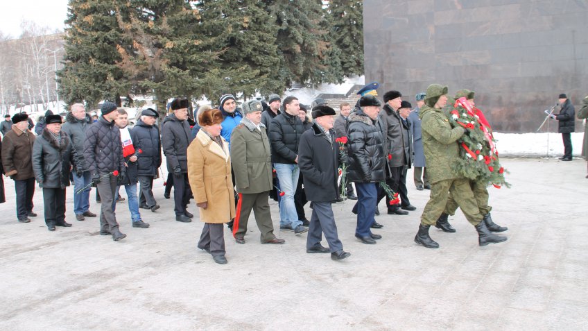 Честь в волжском