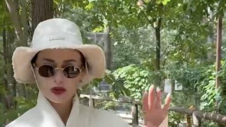 Скриншот из видео 