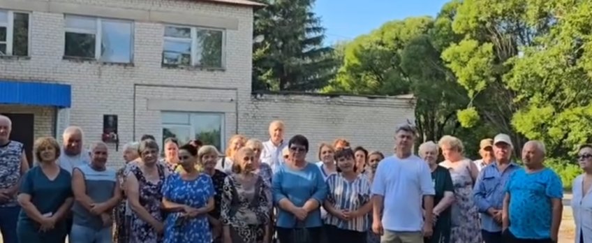 скриншот видеообращения к губернатору А. Русских 