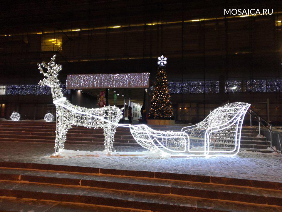 Нг ульяновск. Новогодний Ульяновск. Ульяновск украшают к новому году. Ульяновск новый год 2022. Ульяновск украшен на новый год.