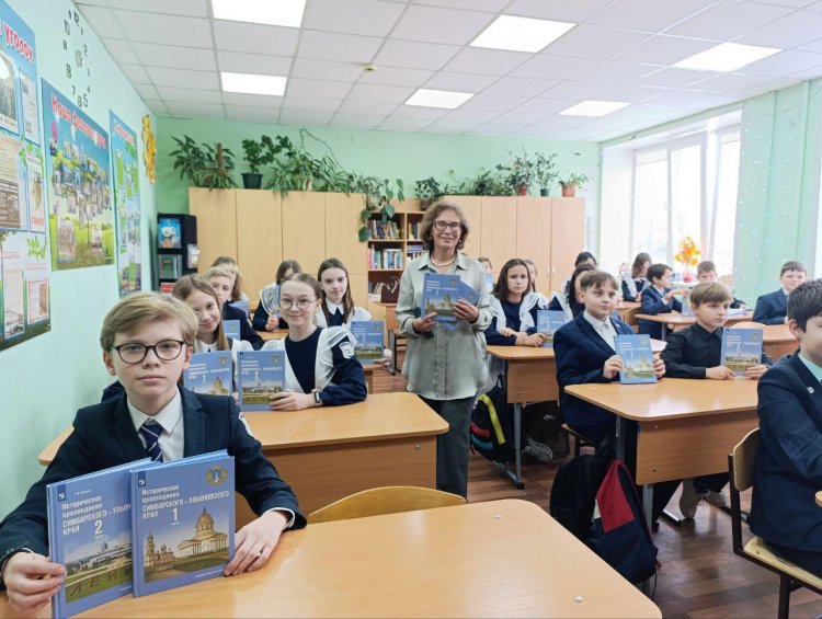 На пороге школы: одежда, медицина, кружки — всё, что нужно знать ульяновским родителям 