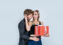 Как порадовать близких на 14, 23 февраля и 8 марта