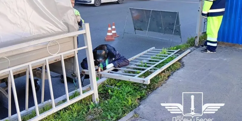 В Ульяновске восстановили пешеходные ограждения, пострадавшие в ДТП