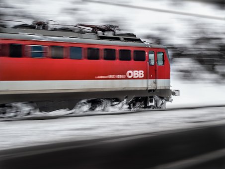 Морозы помешали поезду продолжить движение в Подмосковье
