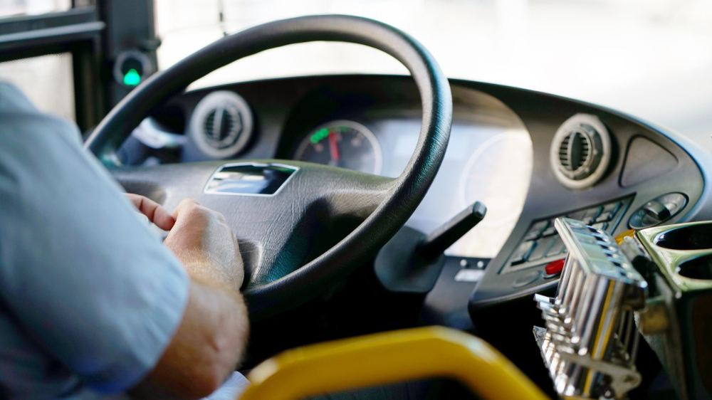 Водитель ульяновского автобуса сел за руль пьяным. Еще двое - не получили права для пассажирских перевозок