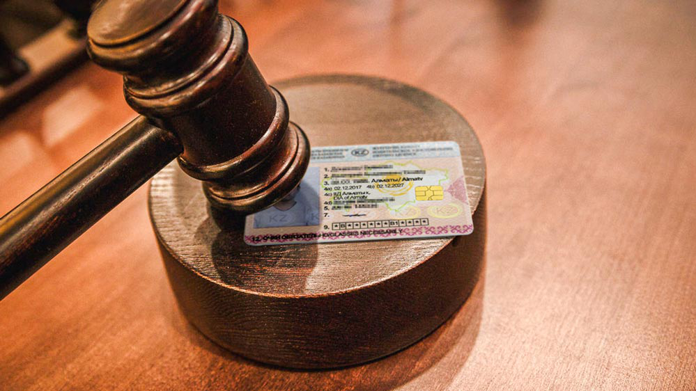 Региональная прокуратура отобрала водительские удостоверения у 6 жителей Ульяновской области