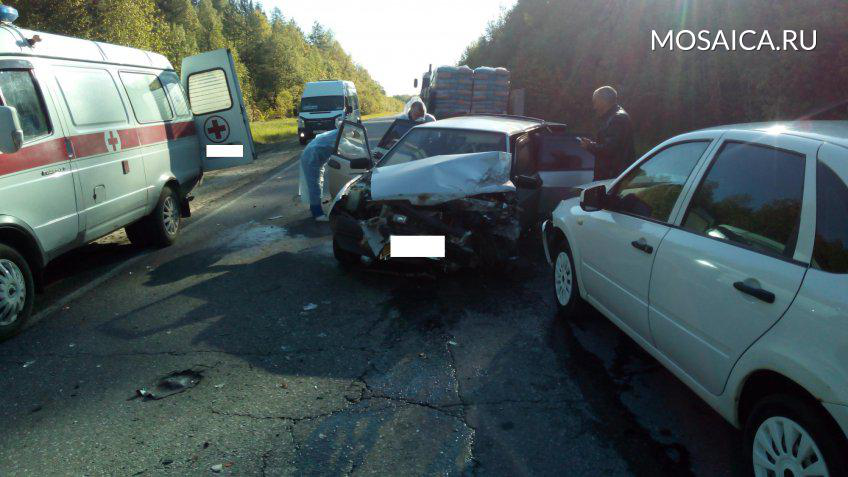 Подробности массовой аварии на ульяновской трассе: водитель 