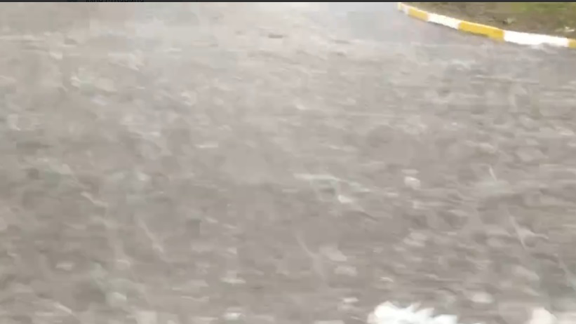 Ульяновск снова  тонет. Сильный дождь затопил городские улицы