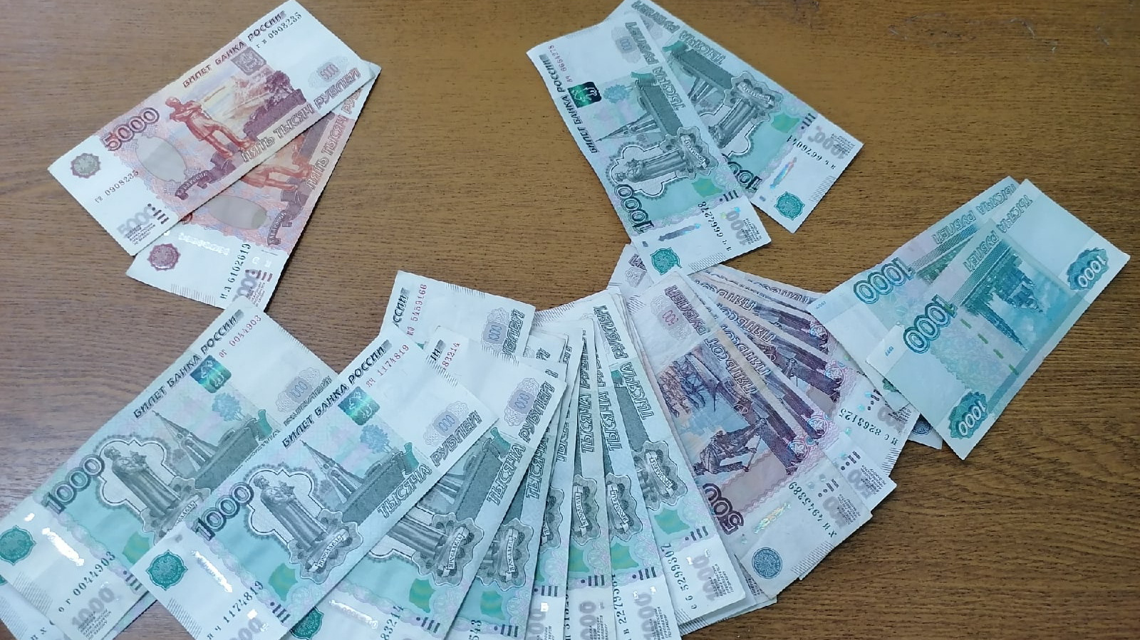 11 жителей Ульяновской области поверили мошенникам, перевели им сбережения и набрали кредитов