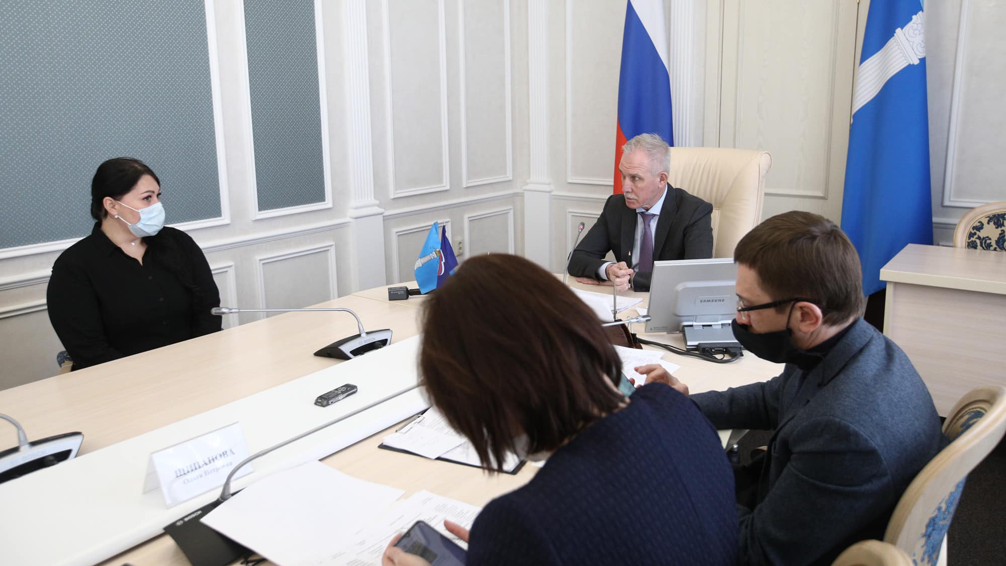 Губернатор Ульяновской области Сергей Морозов пообещал пяти семьям деньги на лечение детей