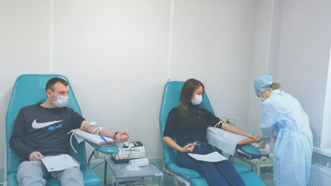 Прививка после донорства. Ульяновская станция переливания крови. Донор крови Ульяновск. Кровь после кудьдоцентеза. Улан-Удэ пункт переливания крови, рабочие субботы в июне 2022.