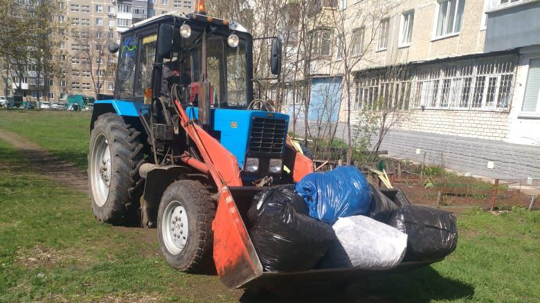В соцсетях ульяновцы жалуются на горы мусора и отсутствие холодной воды