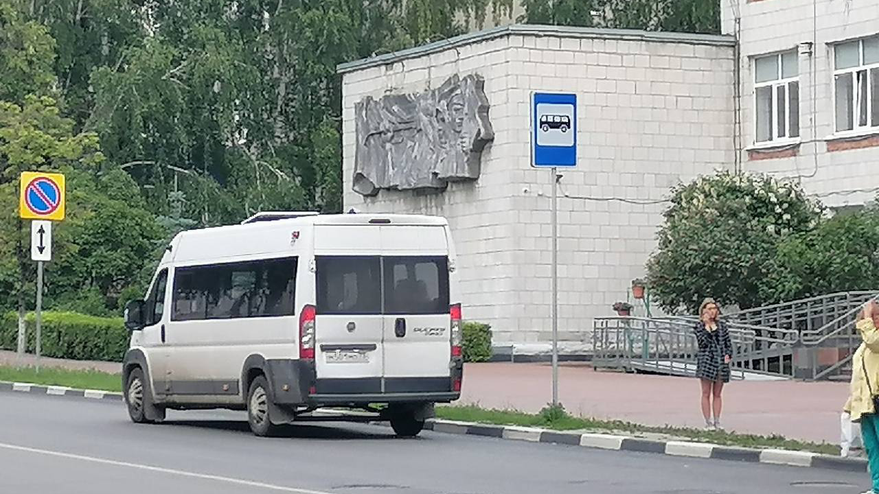 В ульяновске в данный момент. Маршрутка Ульяновск. Ульяновск транспорт. 73 Маршрут Ульяновск. Ока автобус.