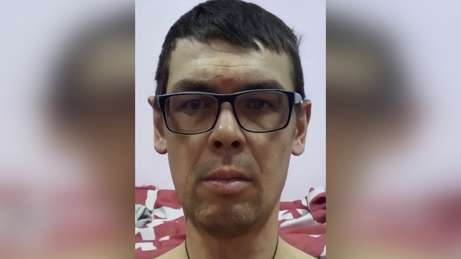В Ульяновской области пропал мужчина 35 лет в чёрной кепке и очках