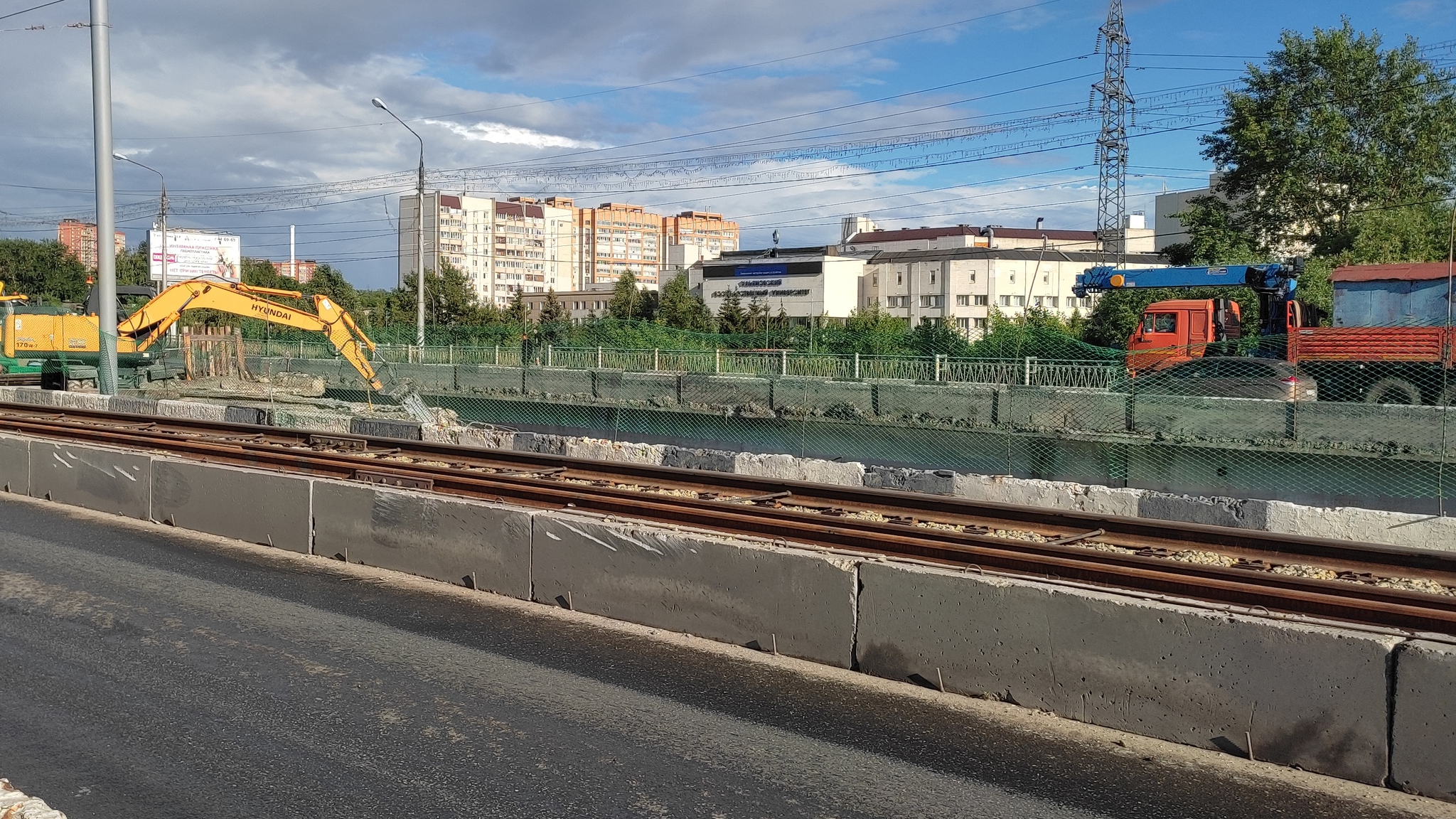 В Ульяновске завершили демонтаж срединной части моста по улице Минаева
