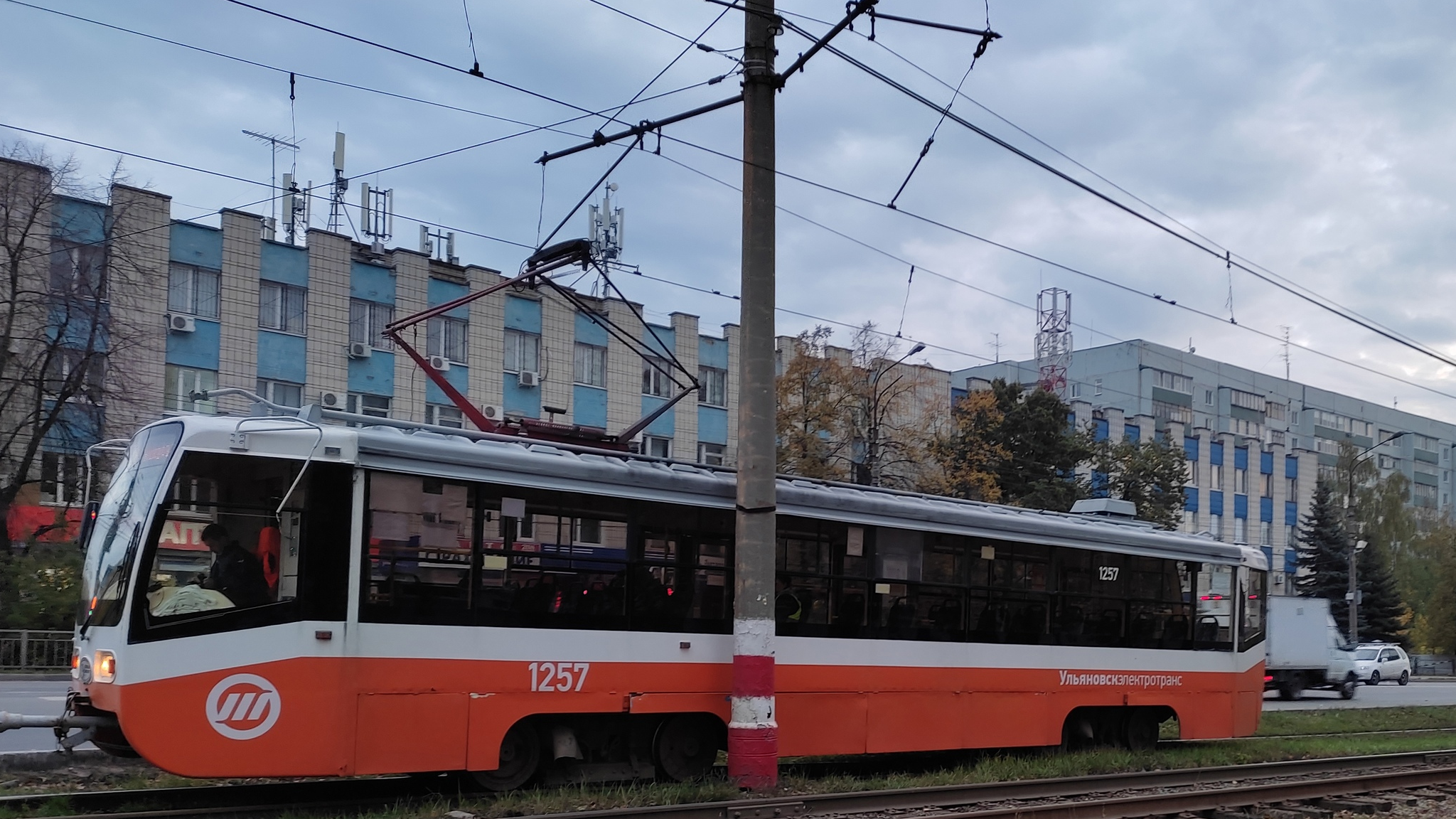 С 1 января 2023 года в Ульяновске подорожает проезд на трамваях и троллейбусах
