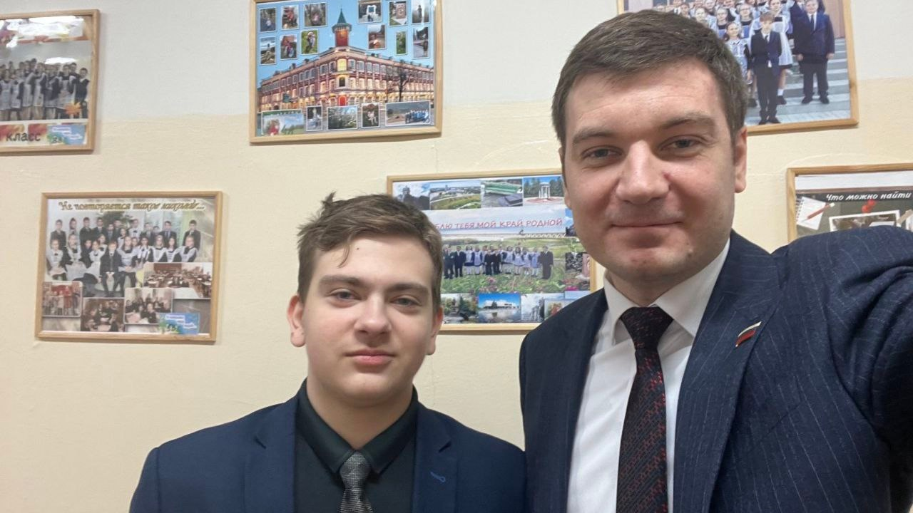 Новым помощником председателя ульяновской Гордумы стал учащийся школы №82