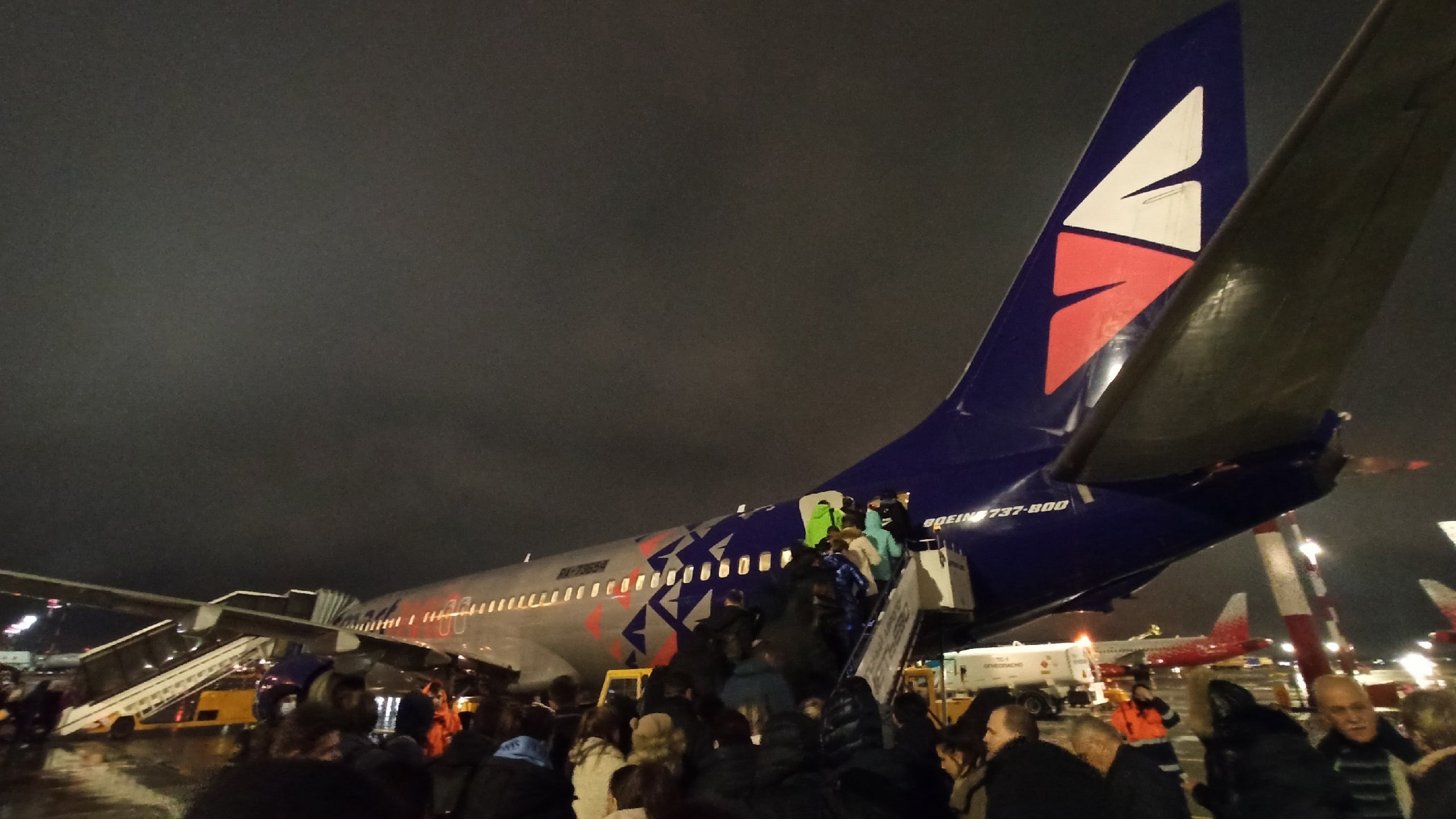 35-летнего пассажира авиарейса «Ульяновск – Новосибирск» оштрафовали за курение на борту во время полета