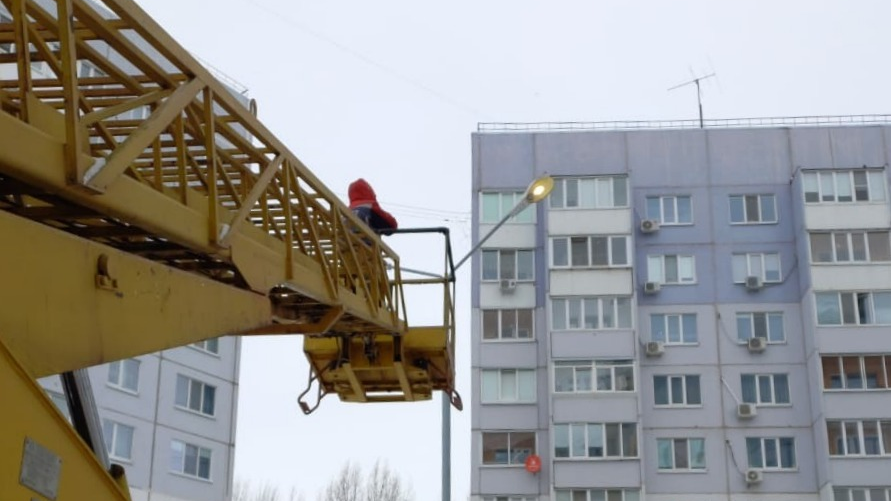 В Ульяновске освещение обновили по 36 адресам за неделю