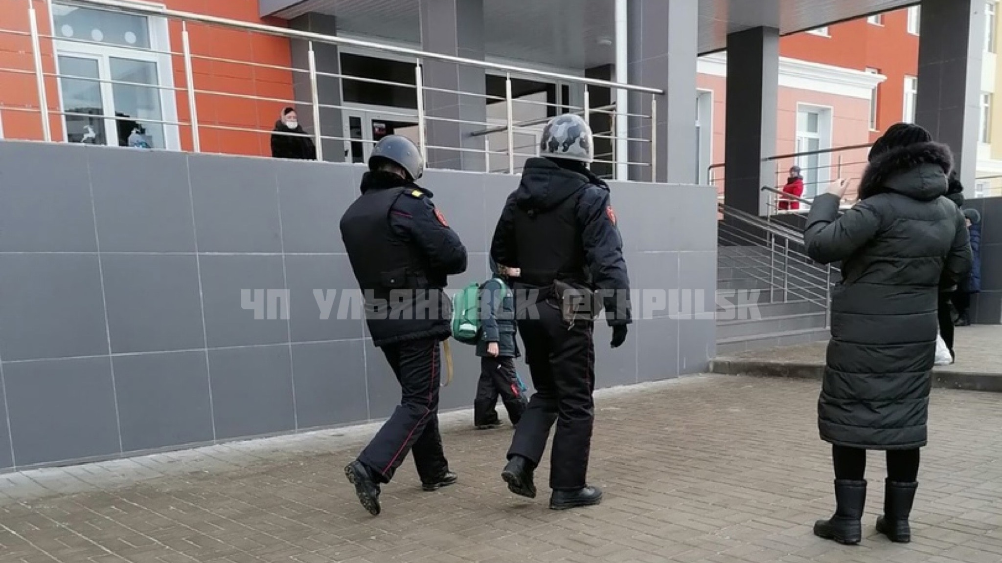 Полиция вычислила «шутника», который отправил сообщение о стрельбе в ульяновском лицее