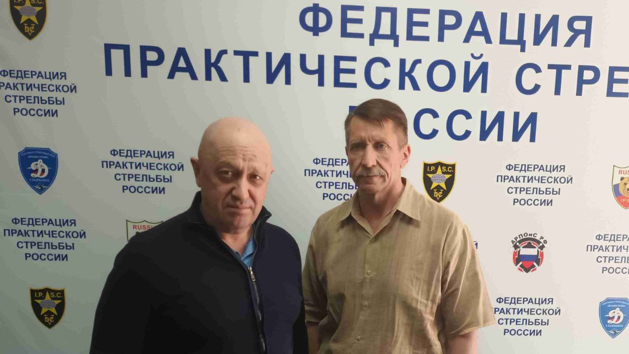Основатель ЧВК «Вагнер» Евгений Пригожин прибыл в Ульяновск и высоко оценил УАЗы и ИЛ-76