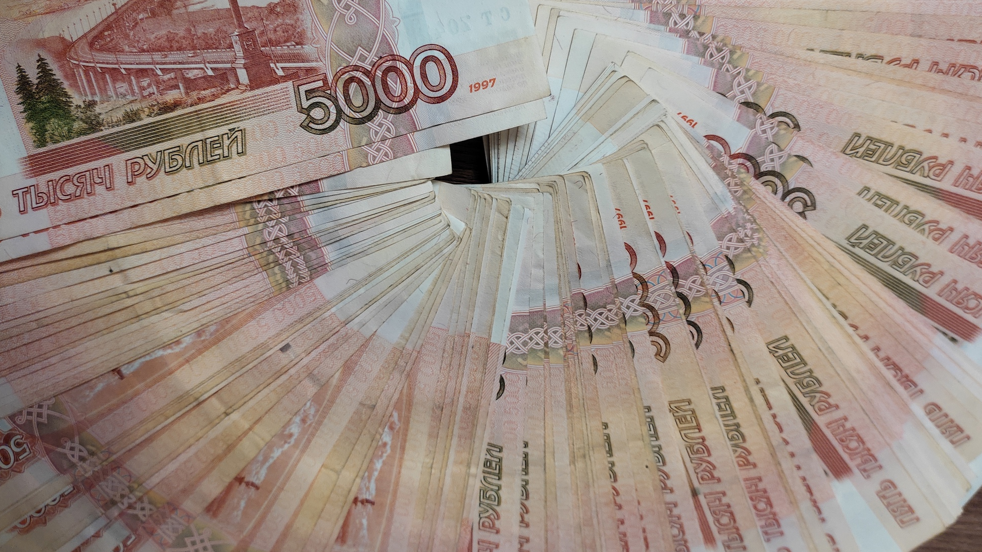Ульяновское правительство готово выплатить молодым следователям по 1 миллиону рублей