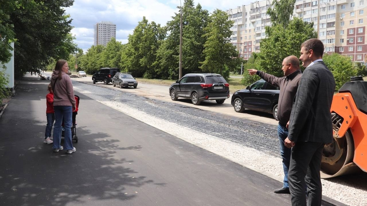 Автомобилисты оставляли колеса в ямах: в Ульяновске отремонтируют дорогу на проспекте Авиастроителей