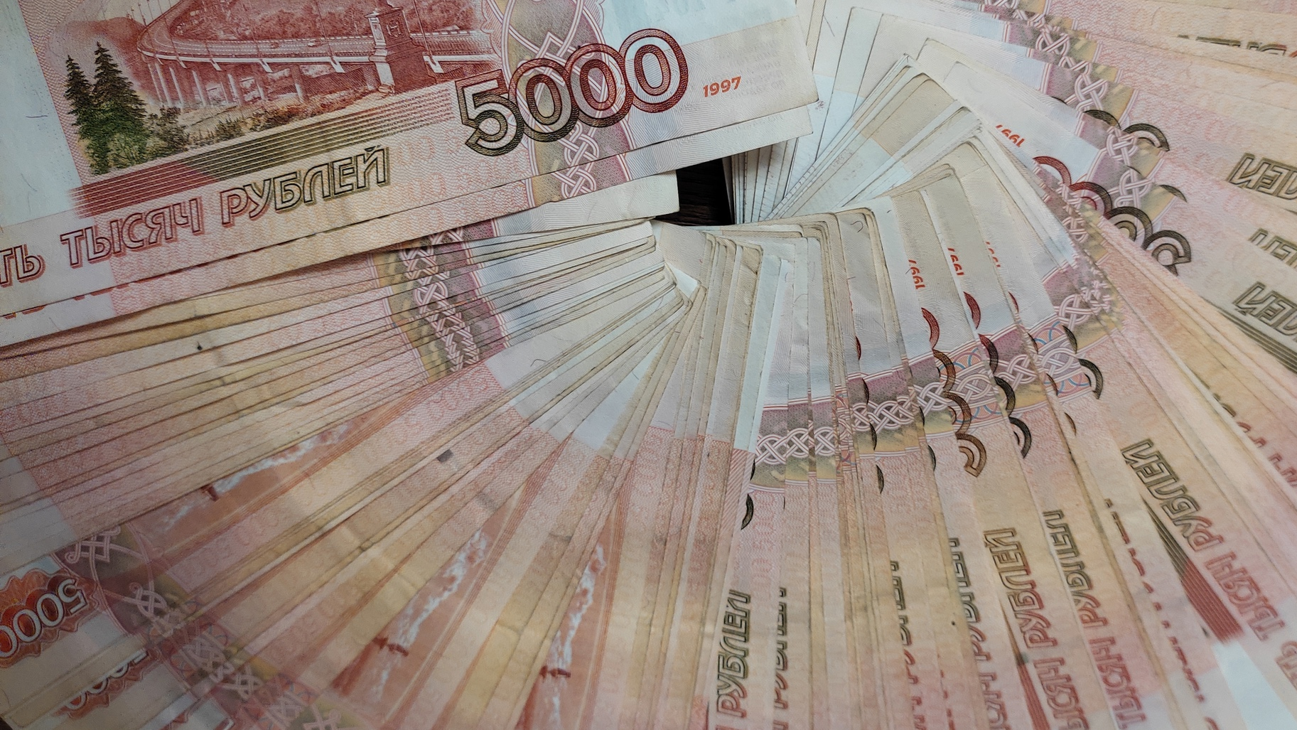 В Засвияжье местный житель лишился 626 тысяч рублей из-за мошенников