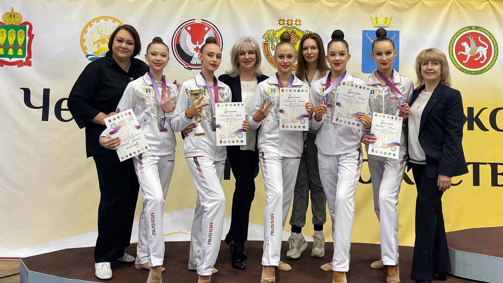 Ульяновские гимнастки завоевали серебряные медали в многоборье в чемпионате ПФО