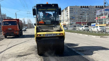 Дороги Ульяновска ремонтируют шесть бригад «Дорремстроя»: где прошли работы 9 апреля