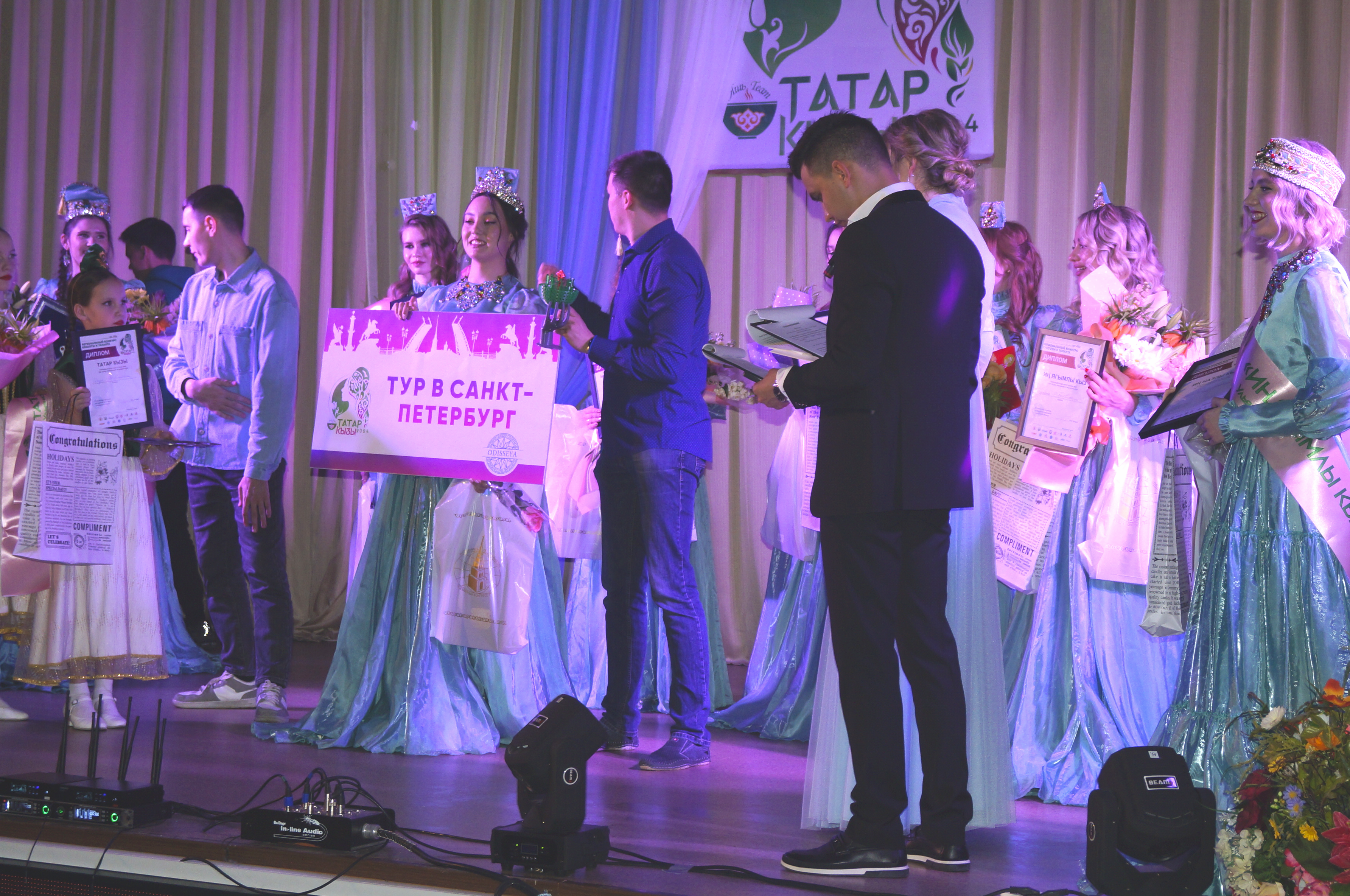 Красота, талант и традиции: в Ульяновске выбрали татарскую красавицу