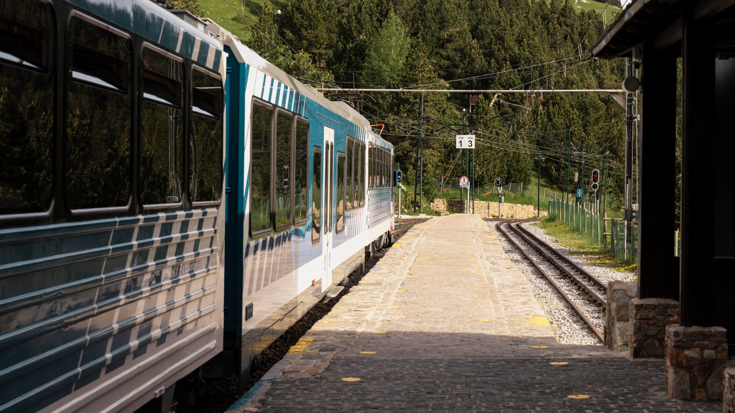 Из-за 9 мая временно отменили пригородный поезд от Чуфарово до Инзы