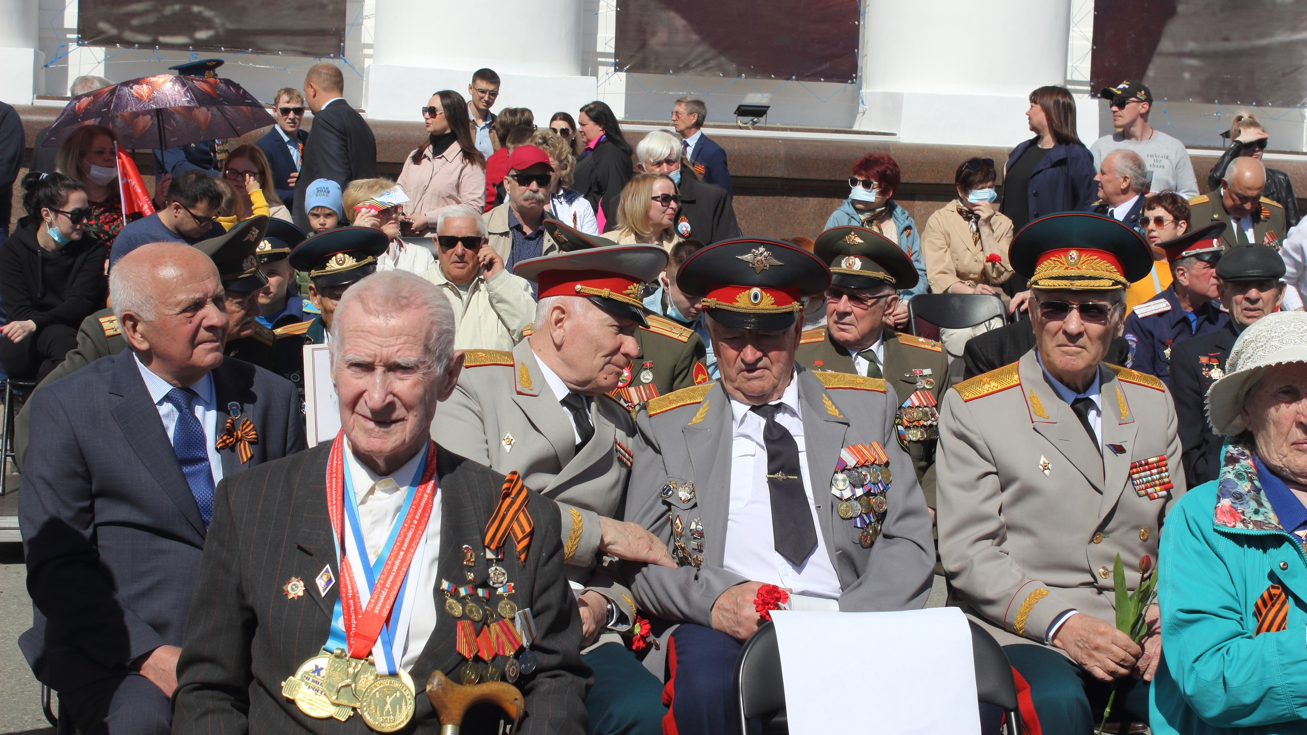 Жители Ульяновской области получили по 10 тысяч рублей ко Дню Победы