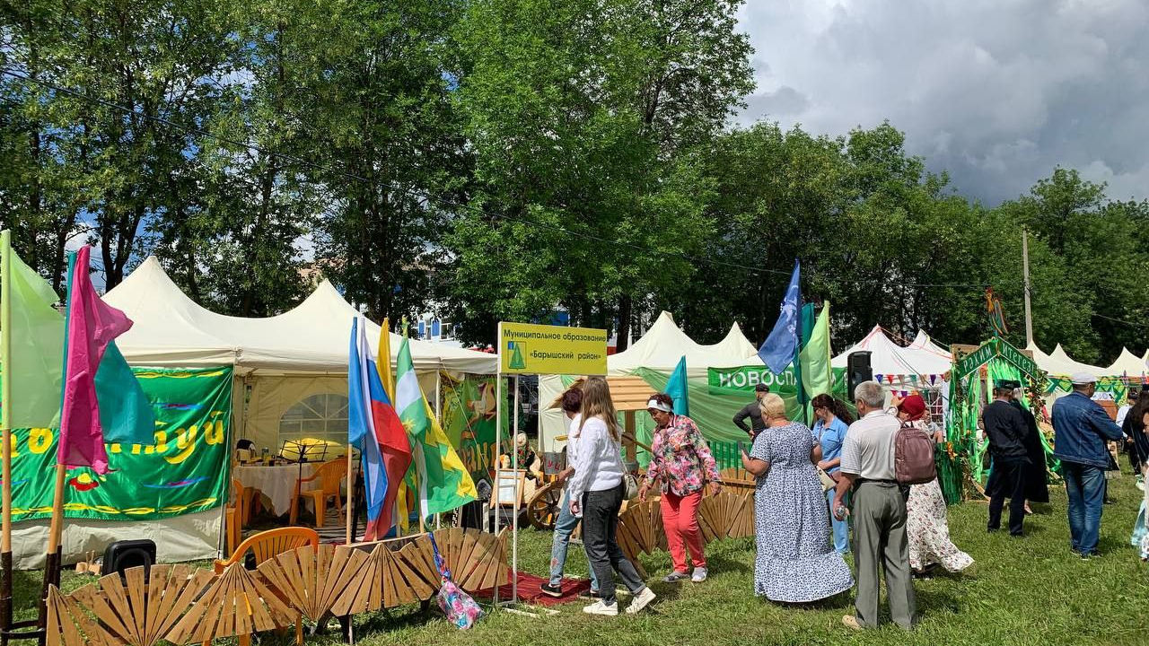 Жители Ульяновской области празднуют Сабантуй: фото с мероприятия 