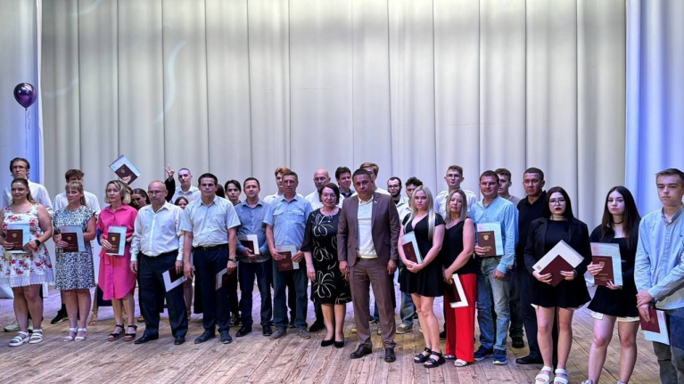 Выпускники Ульяновского электромеханического колледжа получили дипломы