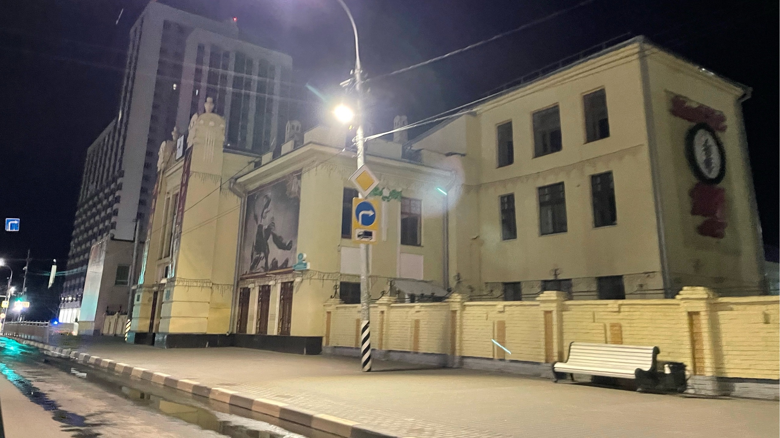 Жители трех районов Ульяновска временно остались без света 19 июля