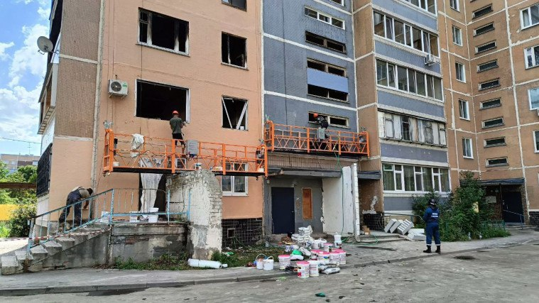 В Ульяновске после взрыва восстанавливают дом на улице Корунковой