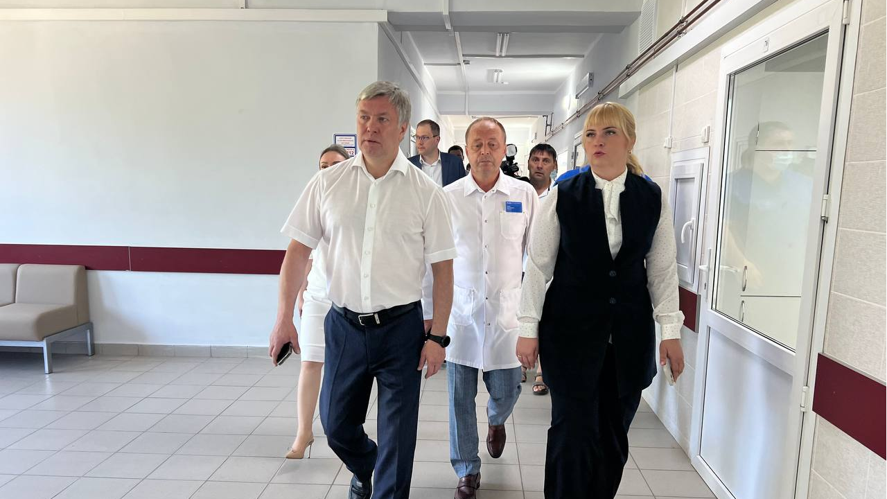 Алексей Русских проверил темпы обновления ЦГКБ Ульяновска и строительство нового инфекционного корпуса