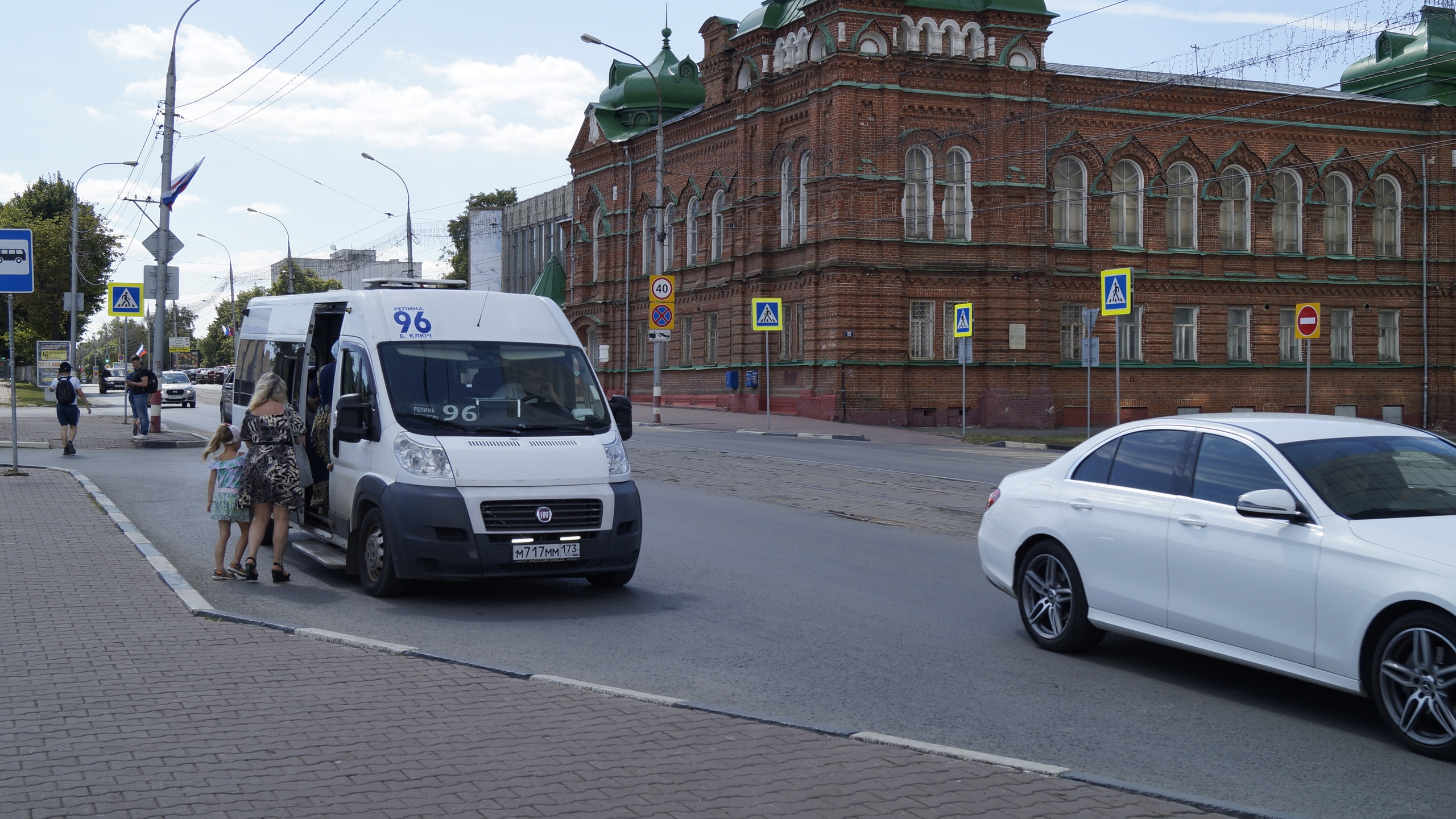 В Ульяновске 11 августа перекроют улицу Кузнецова, общественный транспорт пустят в объезд